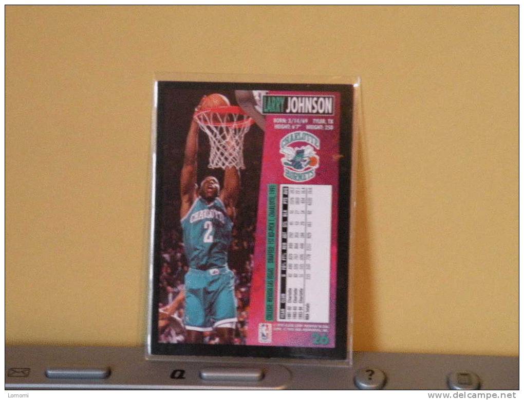 Charlotte Hornets 94/95 ( Carte ) Larry Johnson - N.B.A . N° 26 . 2 Scannes - Charlotte Hornets