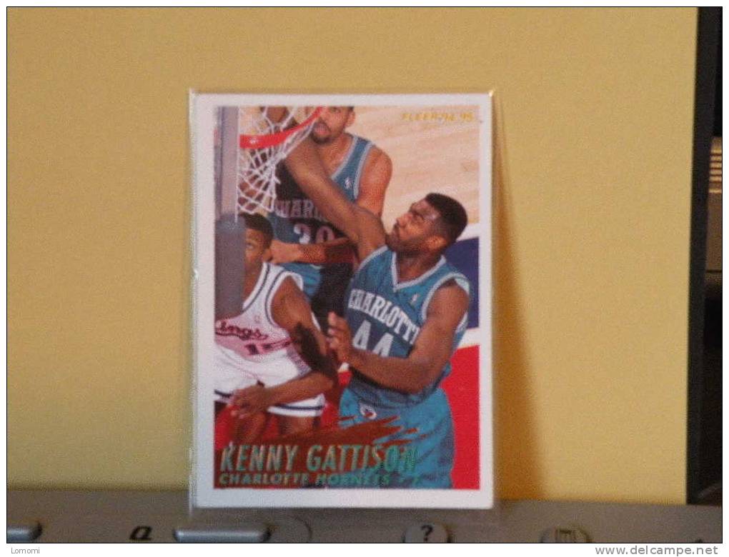 Charlotte Hornets 94/95 ( Carte ) Kenny Gattison - N.B.A . N° 24 . 2 Scannes - Charlotte Hornets