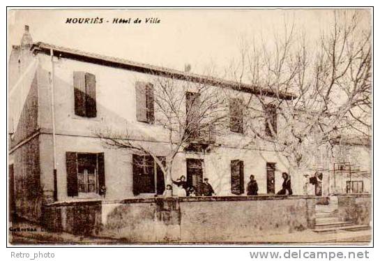 Mouriès - Hôtel De Ville - Autres & Non Classés