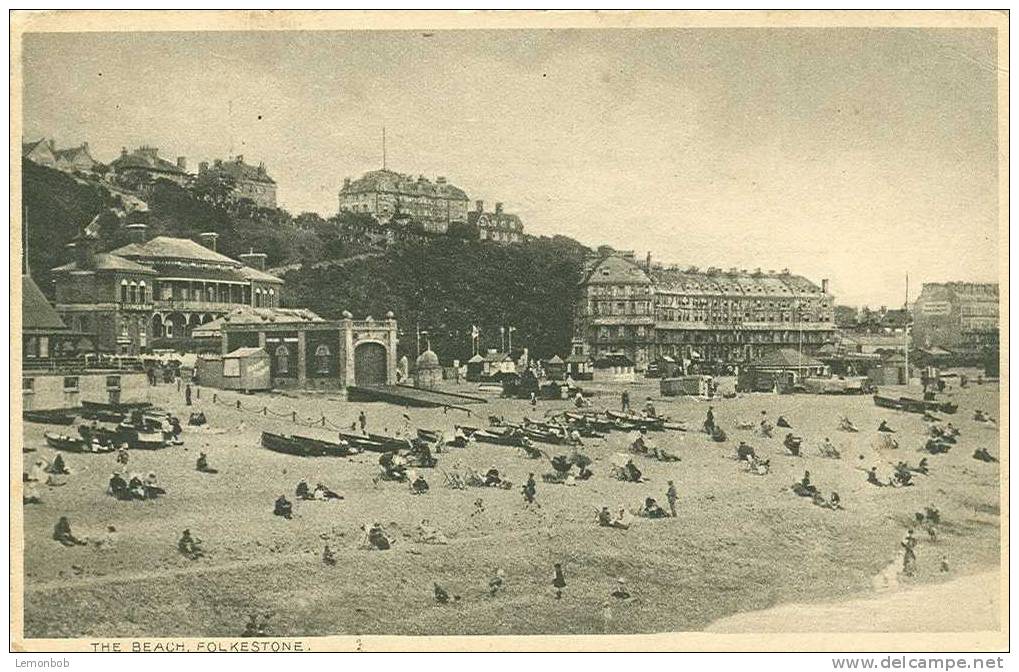 Britain United Kingdom - The Beach, Folkestone Old Used Postcard [P163] - Folkestone