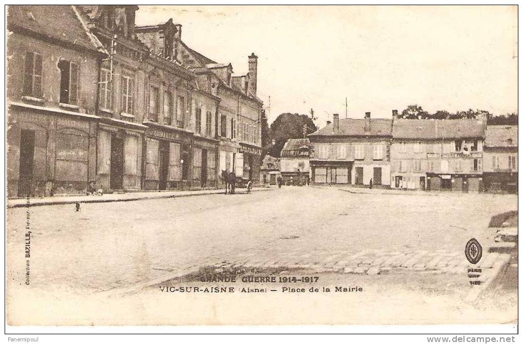 VIC-SUR-AISNE.    Place De La Mairie. - Vic Sur Aisne