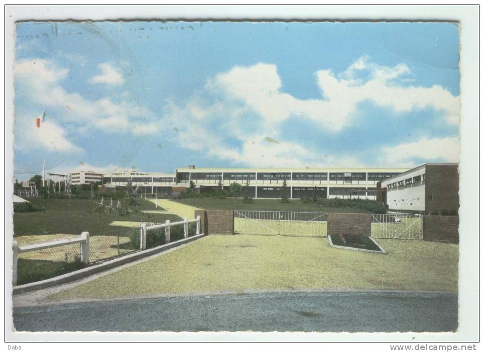 SAINT LEU LA FORET. Le Nouveau Groupe Scolaire... - Saint Leu La Foret