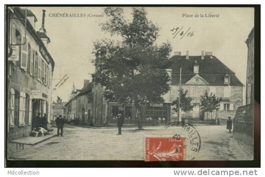 23 CHENERAILLES /  Place De La Liberté   / - Chenerailles