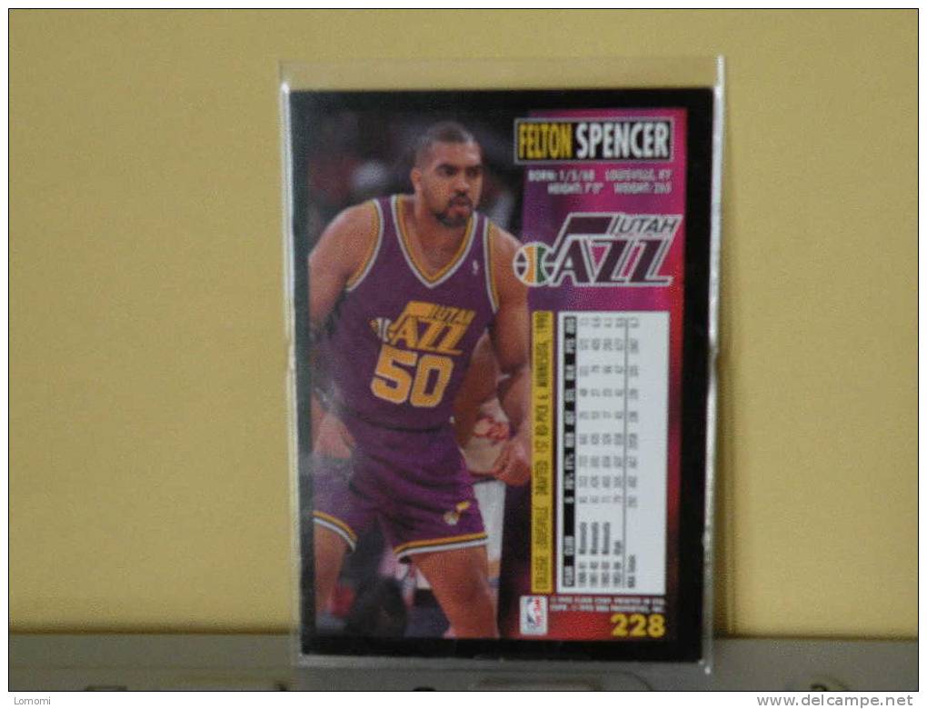 UTAH JAZZ, 94/95- Carte  Basketball-  FELTON SPENCER - N.B.A . N° 228. 2 Scan - Utah Jazz