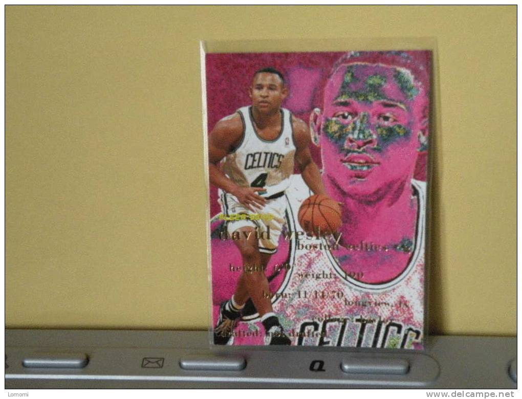 *BOSTON CELTICS, 94/95- Carte  Basketball - David WESLEY - N.B.A . N° 12. 2 Scan - Boston Celtics