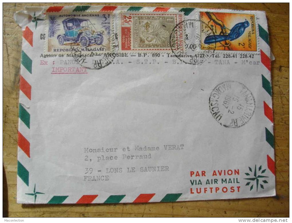 Lettre Affranchissement Timbre Madagascar Republika Malagasy  19*67 Voiture Renault Et Journée Du Timbre 1956 - Brieven En Documenten