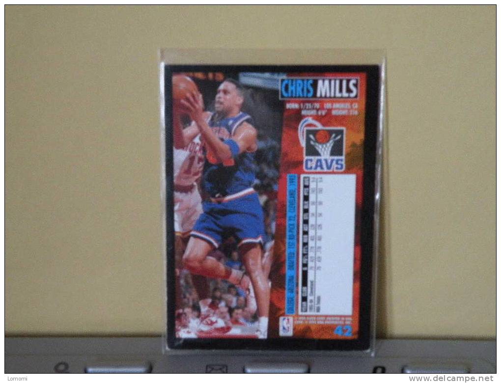 CLEVELAND CAVALIERS, 94/95- Carte  Basketball - Chris Mills - N.B.A . N° 42. 2 Scan - Cleveland Cavaliers