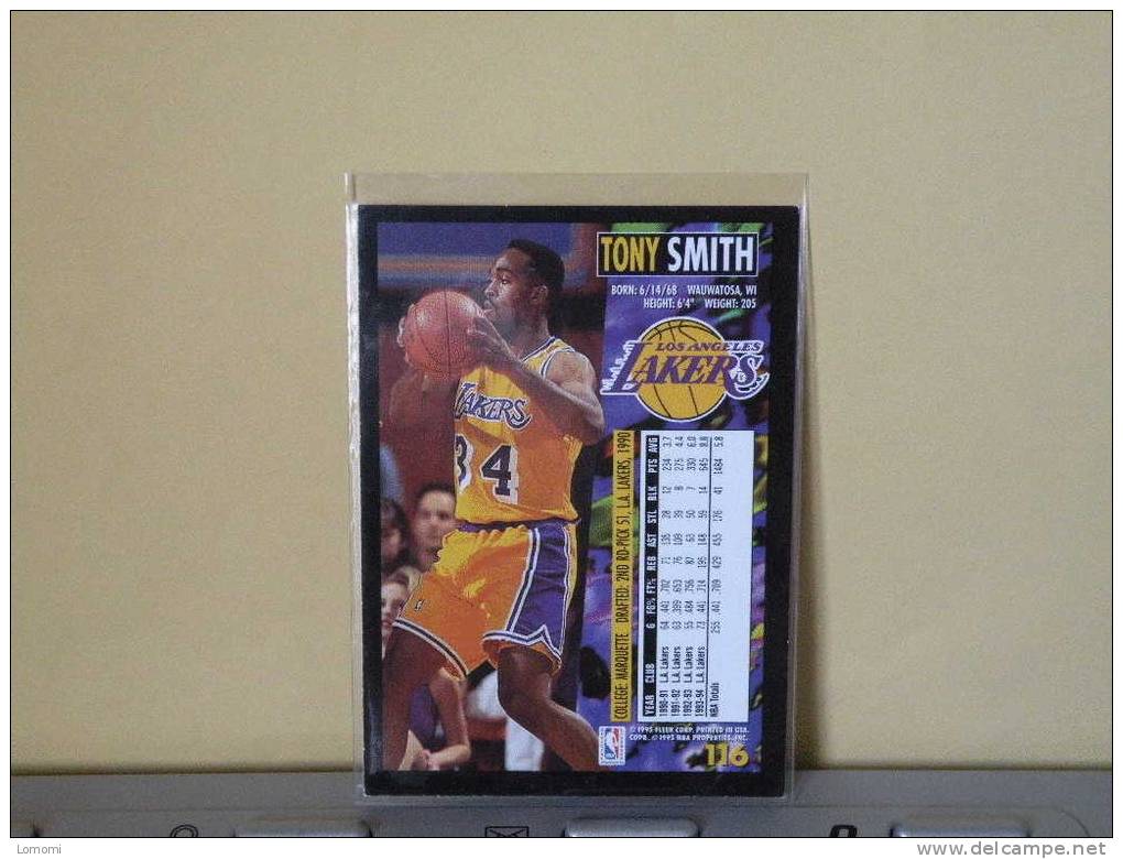 LOS ANGELES Lakers, 94/95- Carte  Basketball - Tony Smith - N.B.A . N° 116. 2 Scan - Los Angeles Lakers