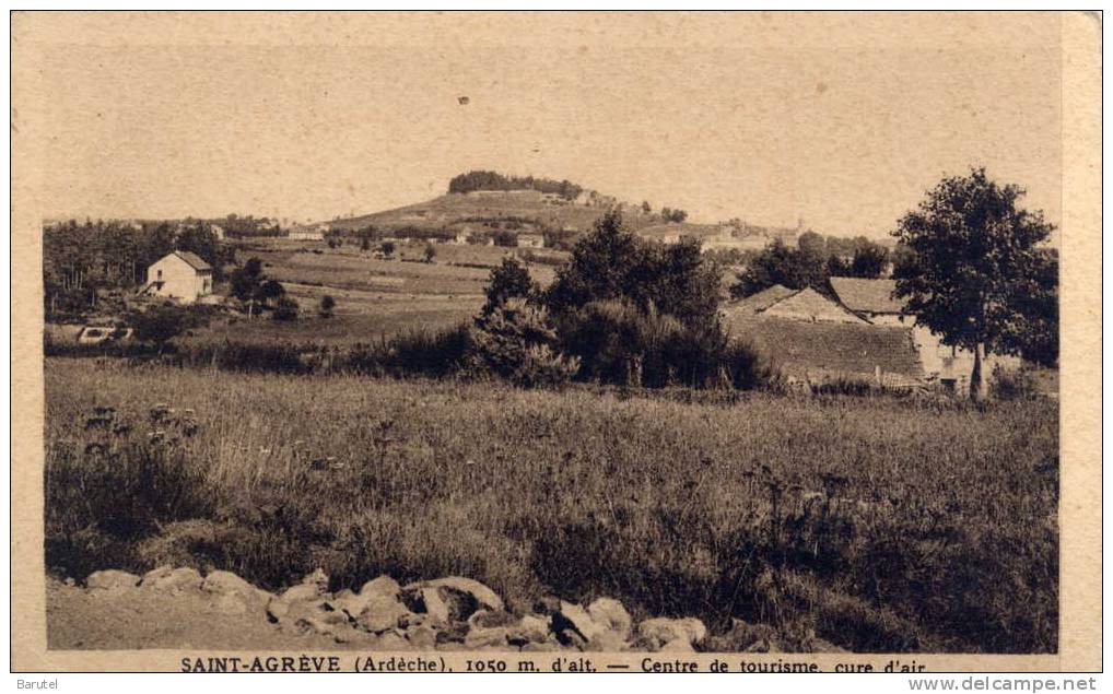 SAINT AGREVE - Panorama Pris Du Fay Sur La Ville Et Le Mont Chiniac - Saint Agrève