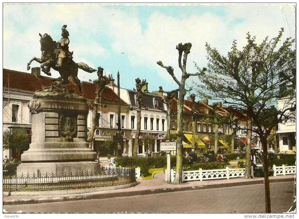 Cpm 59 DENAIN Place De La Liberté ( Statue , Commerces , Auto ) Flamme Postale Et Timbre Emile VERHAEREN , Cachet - Denain