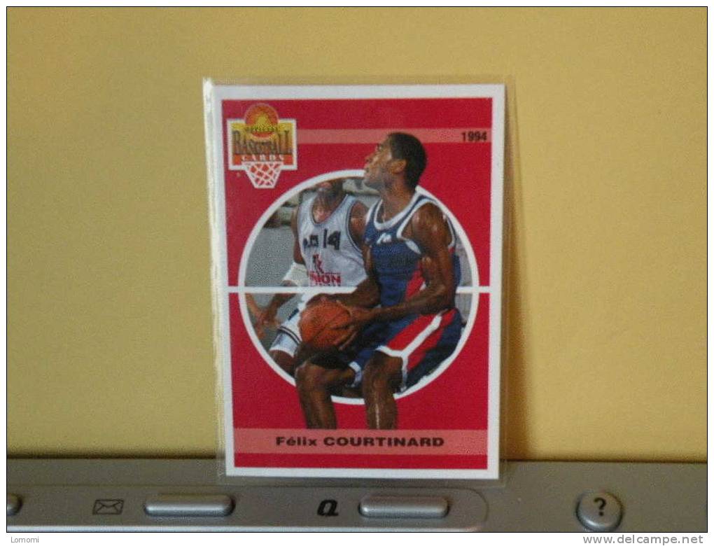 Carte  Basketball, 1994 équipe Du Racing PSG - Félix COURTINARD - N° 115 - 2scan - Uniformes, Recordatorios & Misc