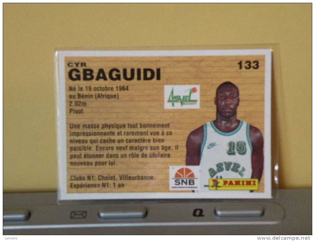 *Carte  Basketball, 1994 équipe - Villeurbanne - Cyr GBAGUIDI - N° 133  - 2scan - Uniformes, Recordatorios & Misc