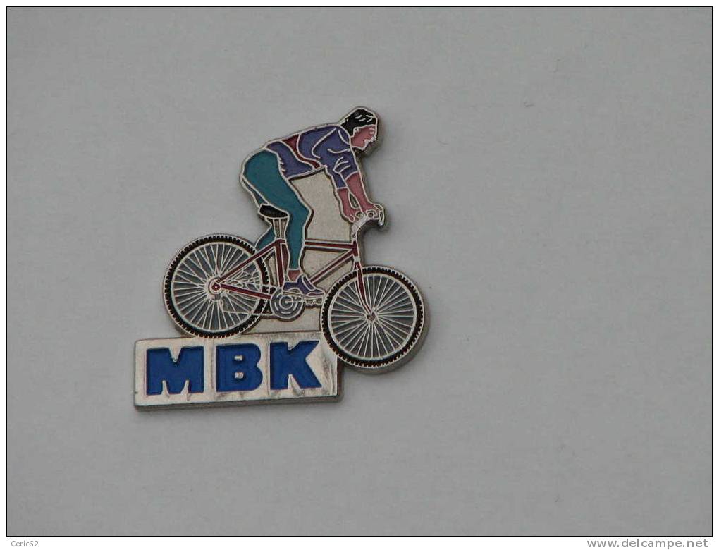 PINS CYCLISTE VTT - MBK - Cyclisme