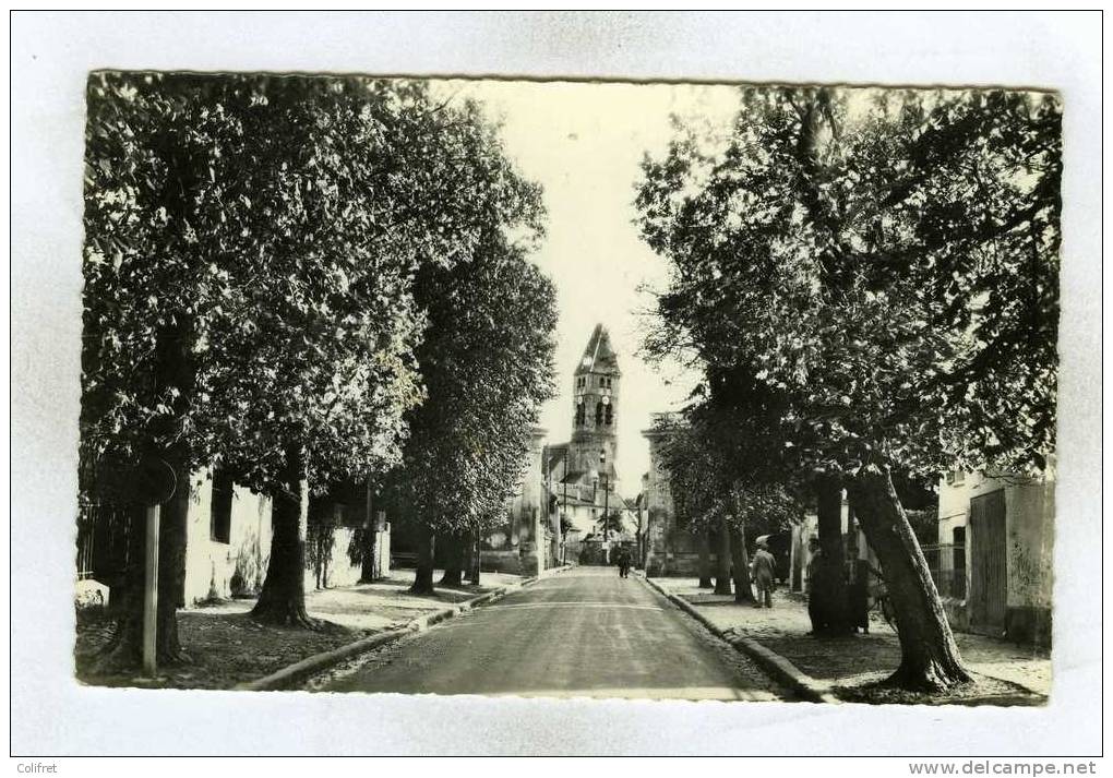 91 - Mennecy          Rue Du Général Leclerc - L'Eglise - Mennecy