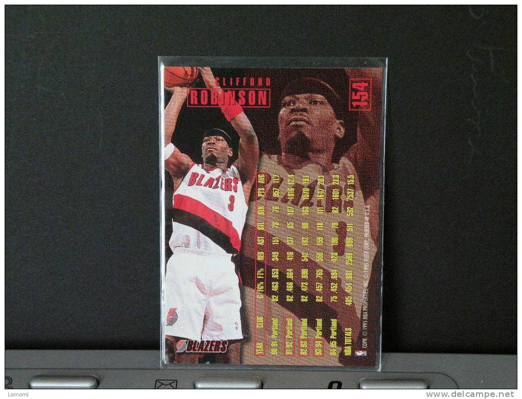 Carte  Basketball US 1992/93/94/95/96 - Blazers - Clifford ROBINSON - N° 154 - 2 Scan - Autres & Non Classés