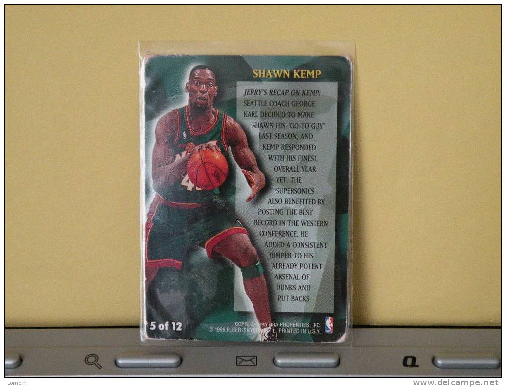 Carte  Basketball US 1992/93/94/95/96 -  1995-96 Shawn Kemp  - N°  - 2 Scan - Seattle Supersonics