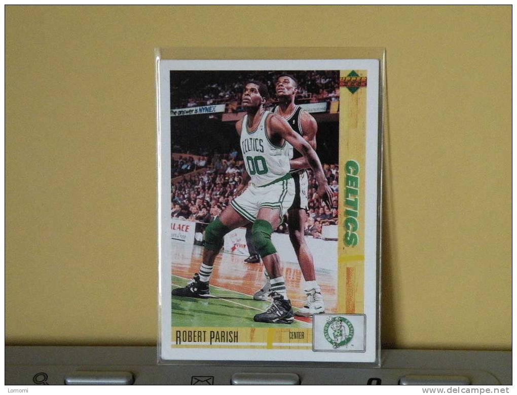 Carte  Basketball US 1992/93/94/95/96 -  Robert Parish - N° 26 - 2 Scan - Boston Celtics
