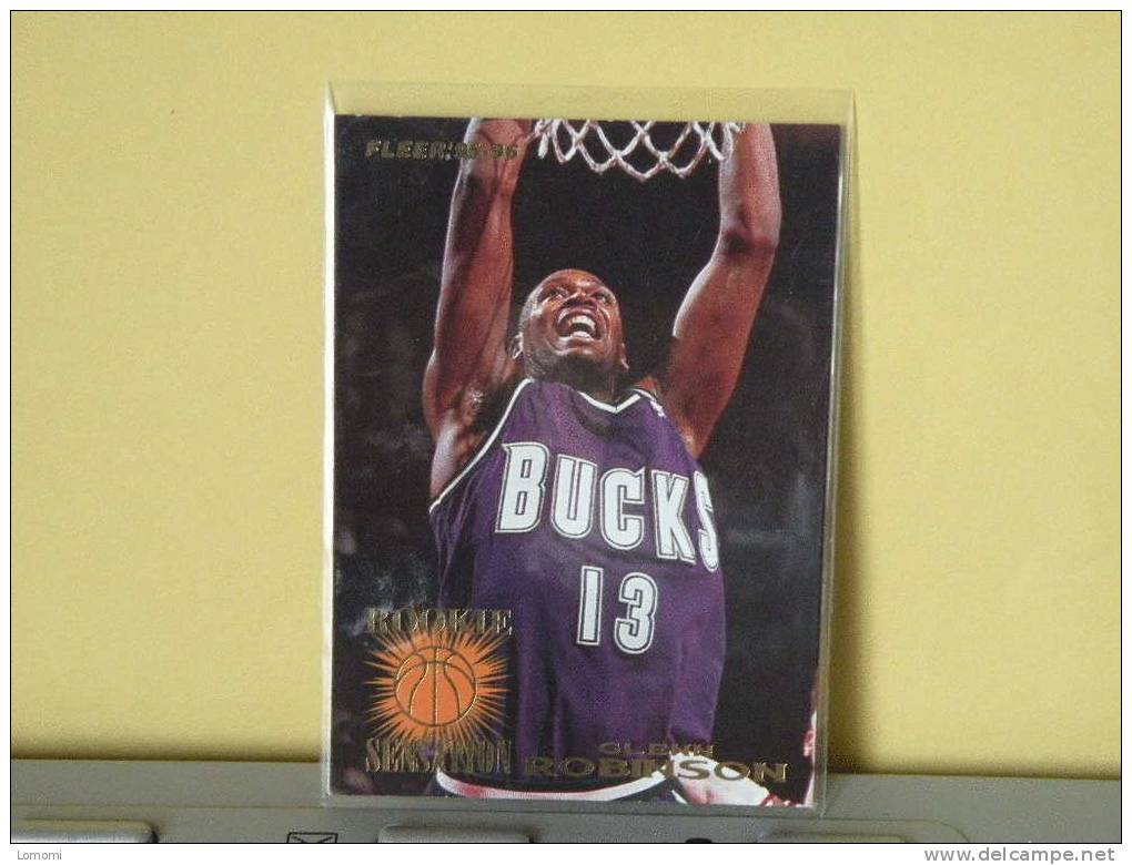 Carte  Basketball US 1992/93/94/95/96 - Glenn Robinson - N° 220 - 2 Scan - Milwaukee Bucks