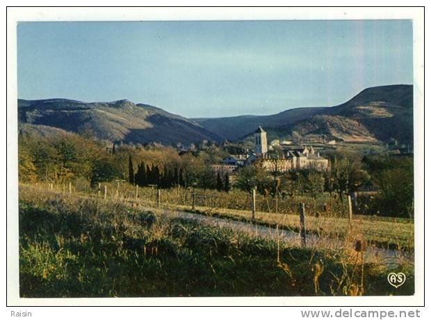 81 Abbaye D´En Calcat Le Monastère Et La Montagne Noire CPSM Glacée Non Circulé TBE - Dourgne