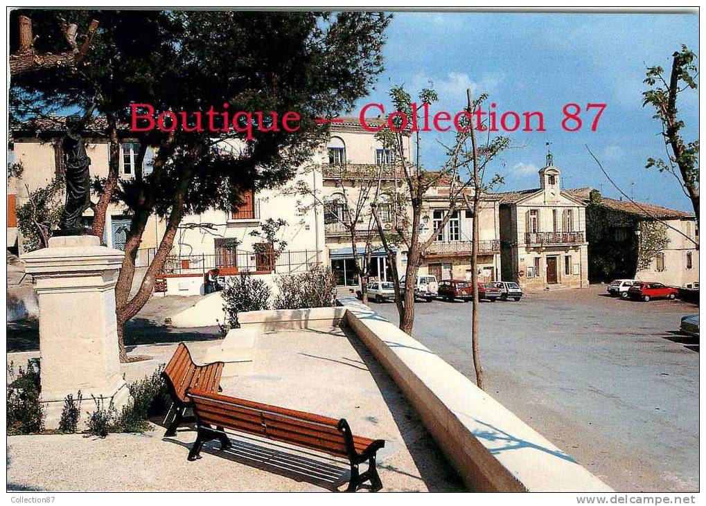 30 - GARD - GALLARGUES Le MONTUEUX - PLACE De La CONCORDE Et Du COUDOULIE - CPSM 10x15 & DOS VISIBLE - Gallargues-le-Montueux