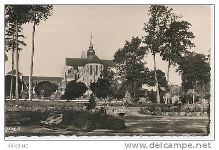 HAM Parc Délicourt Et L´Abside De L´Eglise N.D. - Ham