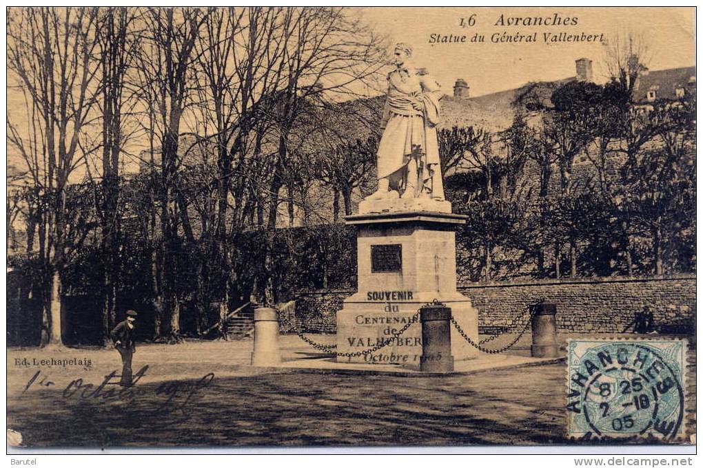 AVRANCHES - Statue Du Général Vallenbert - Avranches