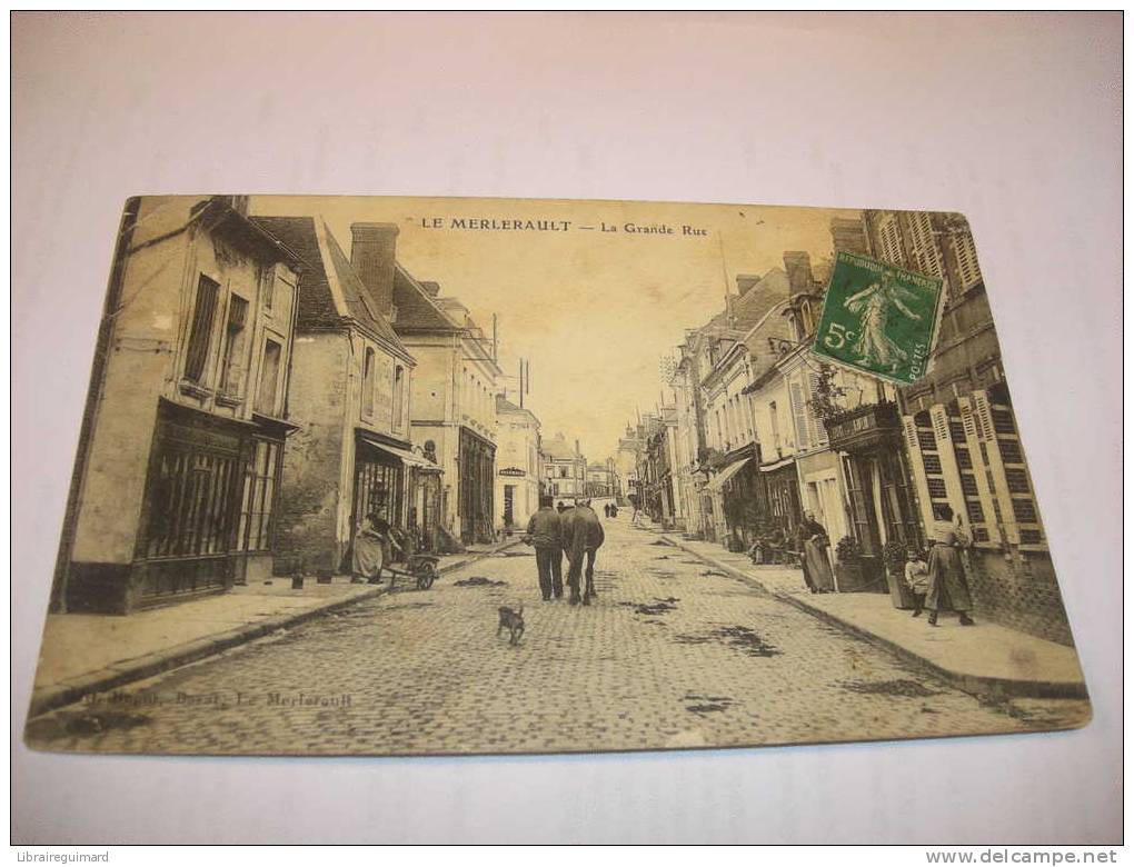 1bxm - CPA  - LE MERLERAULT - LA GRANDE RUE   - 61 ( ORNE ) - Le Merlerault