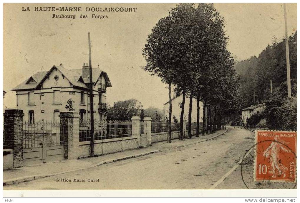 CPA (52)     DOULAINCOURT   Faubourg Des Forges - Doulaincourt