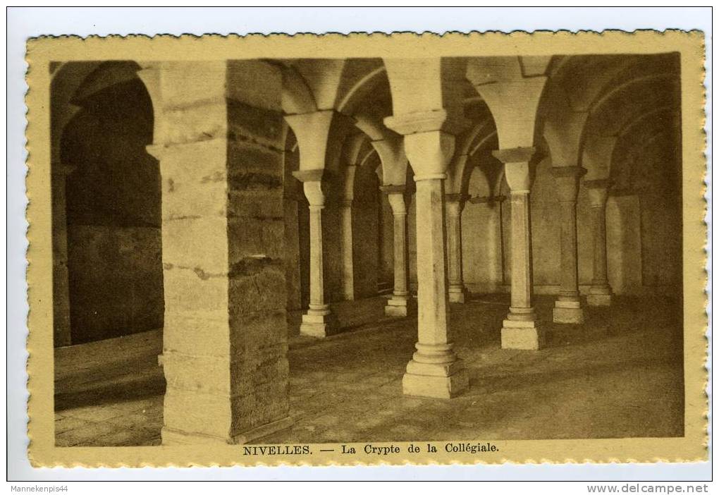 Nivelles - La Crypte De La Collégiale - Nivelles