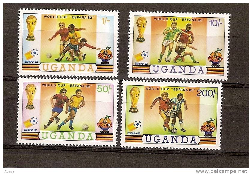 Ouganda Uganda 1981 Yvertn° 275-78 *** MNH Cote 6,50 € Sport  Football - Ouganda (1962-...)