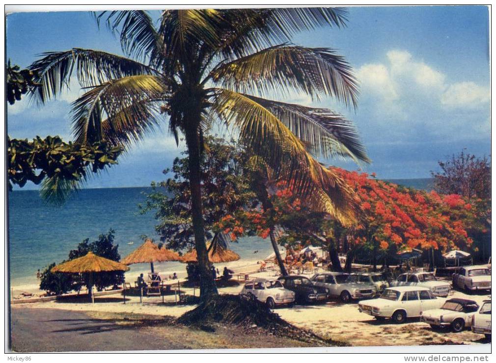 Guadeloupe--GOSIER--La  Plage (voitures Dont  Peugeot, Fiat, Renault),cpm N° 266 éd Antilles Touristiques - Autres & Non Classés