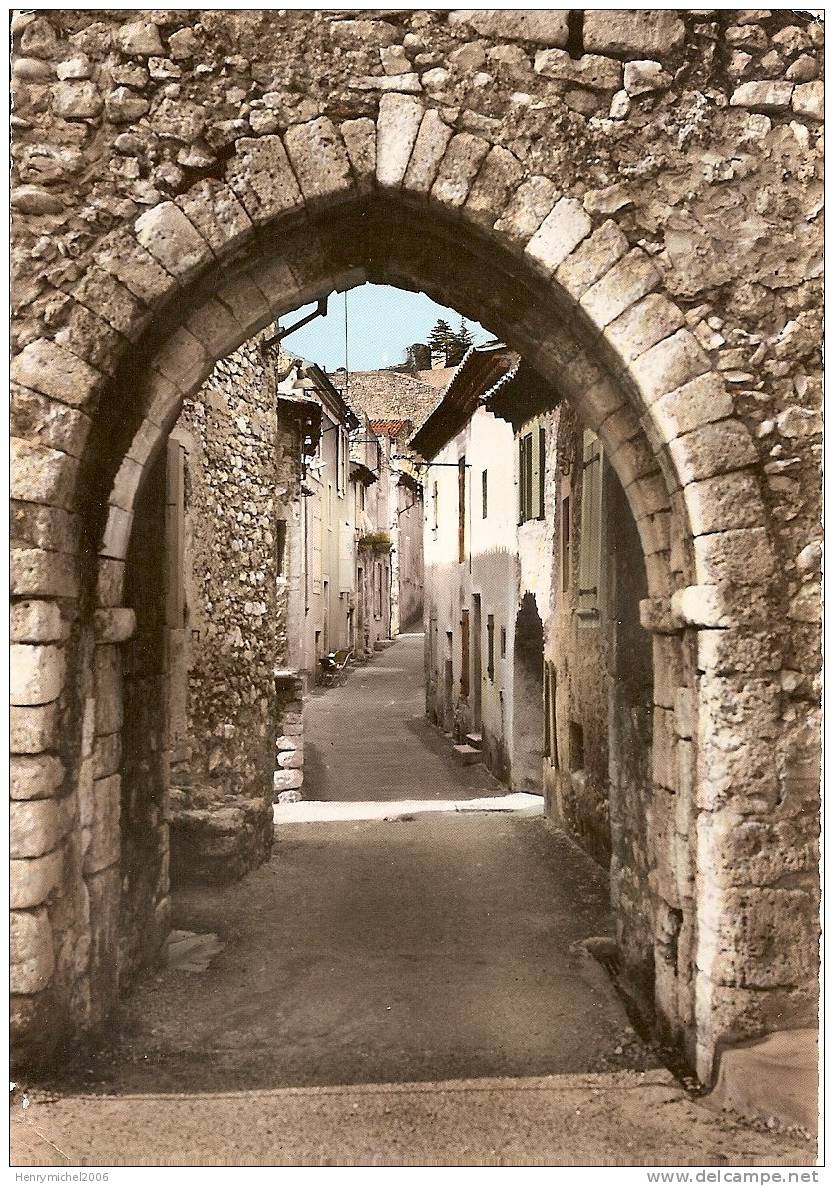 Donzere , La Porte Et Rue De L'argentiere - Donzere