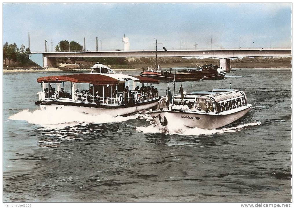 Strasbourg Les Bateaux Vedettes Fluvial Du Port Autonome , Ed La Cigogne - Strasbourg