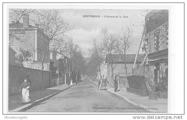42 )) MONTBRISON - L'avenue De La Gare, Edit Michel Petard, - Montbrison