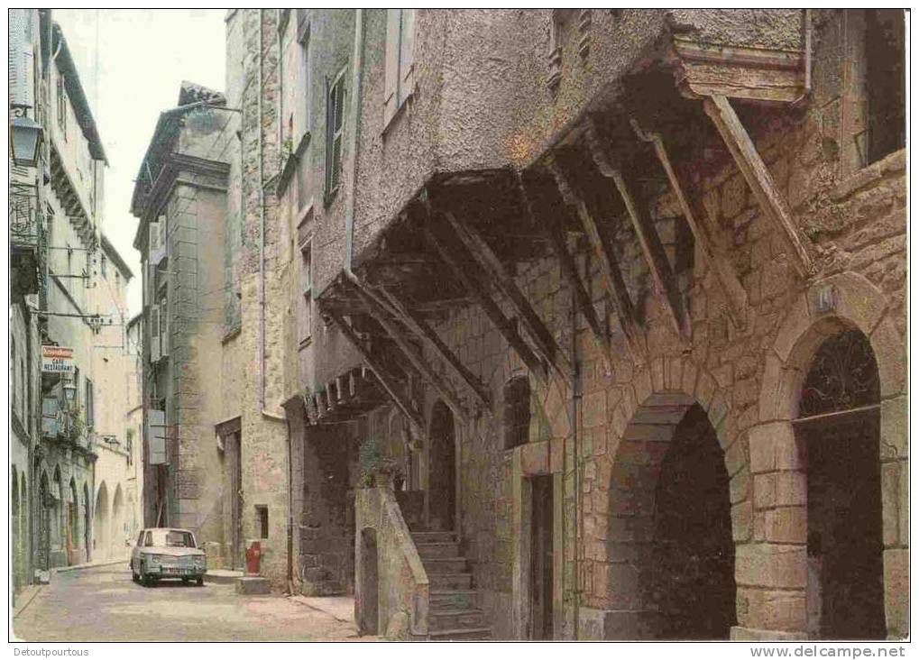 FIGEAC  Lot 46 : Rue Séguier ( Restaurant Renault 10 R10 Ou R8 ) - Figeac