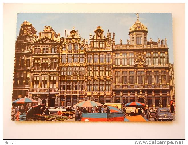 Brussels   The Grand Square    VF  Pu 1965  D60143 - Marchés