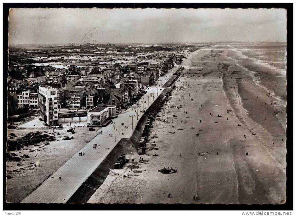 Bray Dunes - En Avion Au Dessus De - Vue Aérienne Côte Est - La Digue Et La Plage - 1958 Dos écrit Et Timbré - Autres & Non Classés