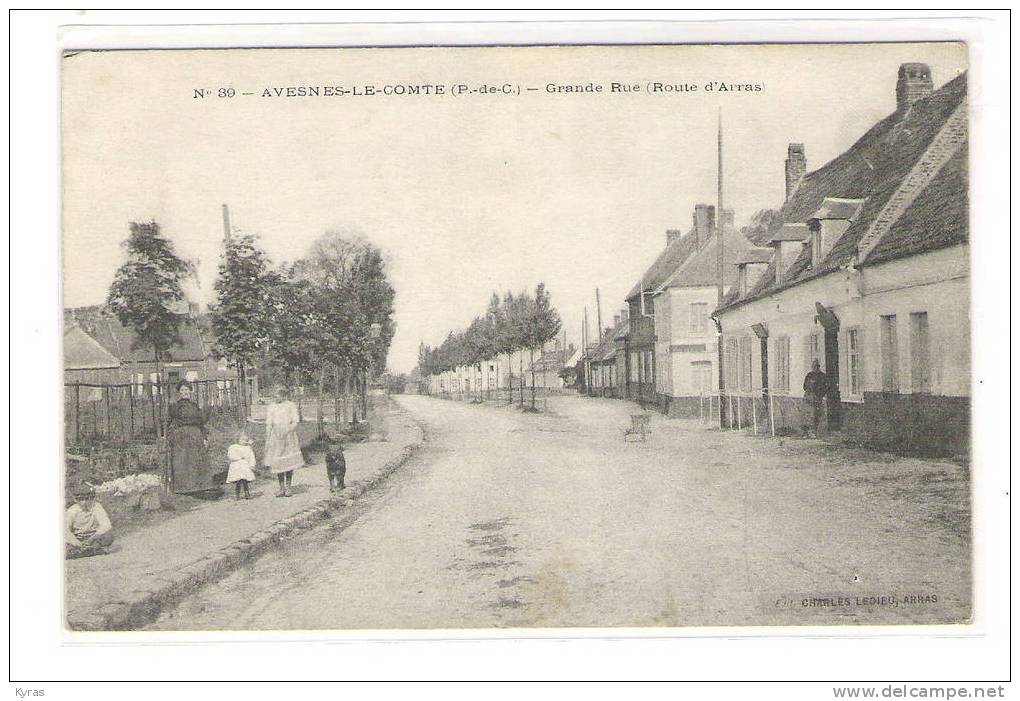 AVESNES LE COMTE  ( 62) GRANDE RUE ROUTE D ARRAS - Avesnes Le Comte