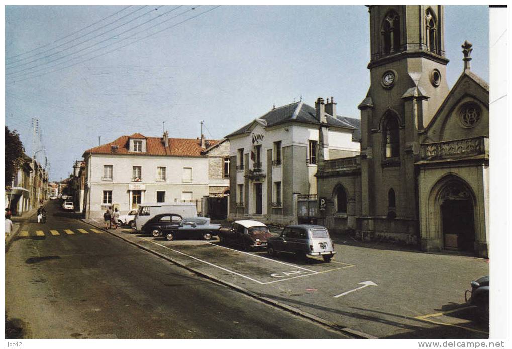 MONTLIGNON  Place De L´église  Rue Principale - Montlignon