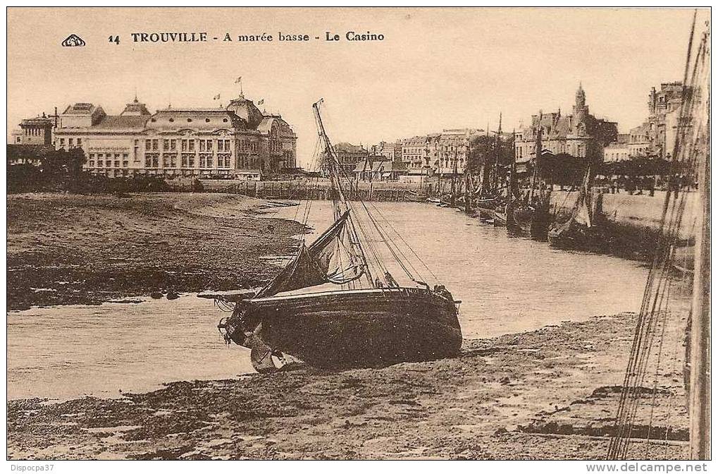 CPA-14 - CALVADOS  -  TROUVILLE" A Marée Basse - LE CASINO " - Casinos