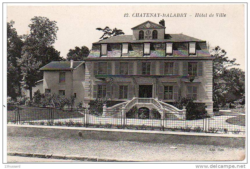 Carte Postale  Ancienne Chatenay Malabry - Hôtel De Ville - Chatenay Malabry