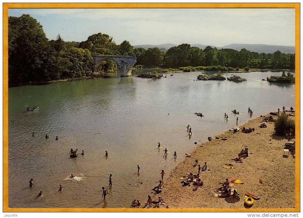 PONT SAINT ESPRIT (Gard 30) Le Vieux Pont Et La Plage St Just - Pont-Saint-Esprit