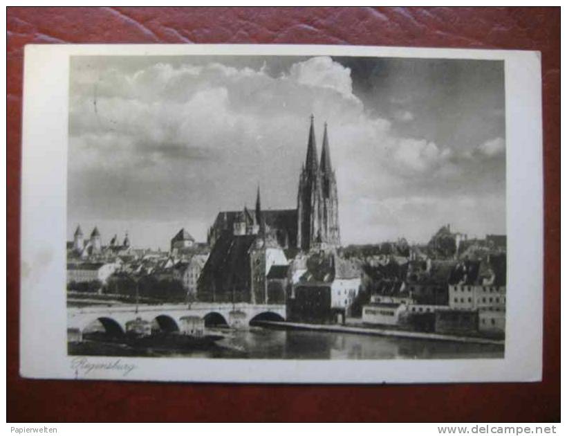 Regensburg - Blick Auf Steinerne Brücke Brückentor Und Dom - Regensburg