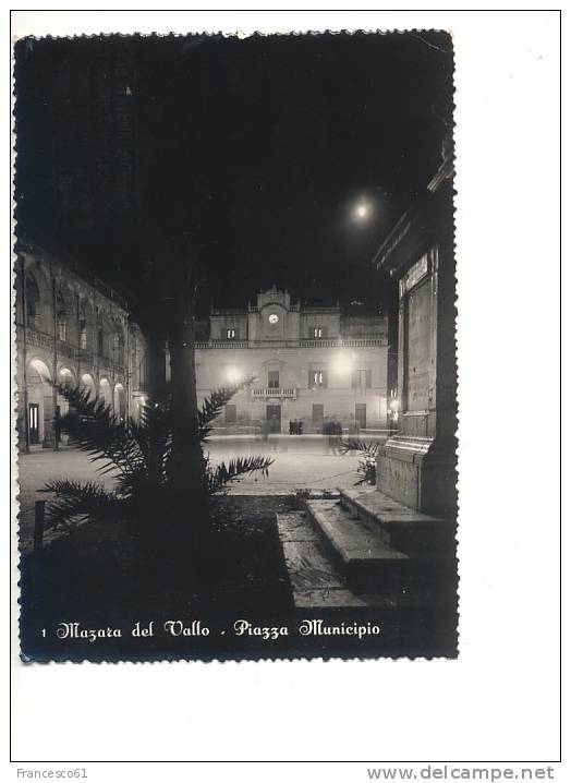Siiclia MAZARA DEL VALLO Trapani Piazza Notturno 1953 Viaggiata Ed Grillo - Mazara Del Vallo