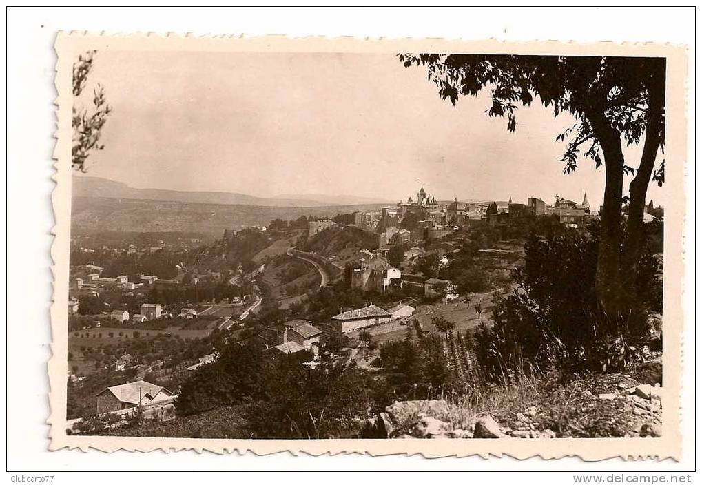 Aubenas (07) : Vue Générale Côté Nord Environ 1950. - Aubenas