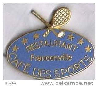 Restaurant Franconville Café Des Sports, Les Raquettes De Tennis - Tennis