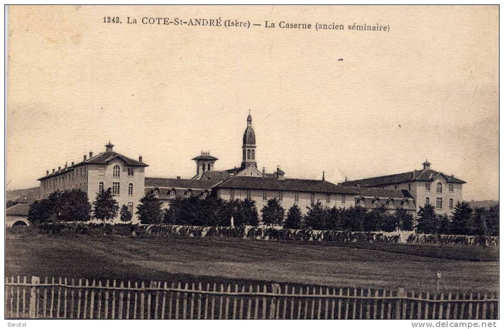 LA CÔTE SAINT ANDRE - La Caserne (Ancien Séminaire) - La Côte-Saint-André