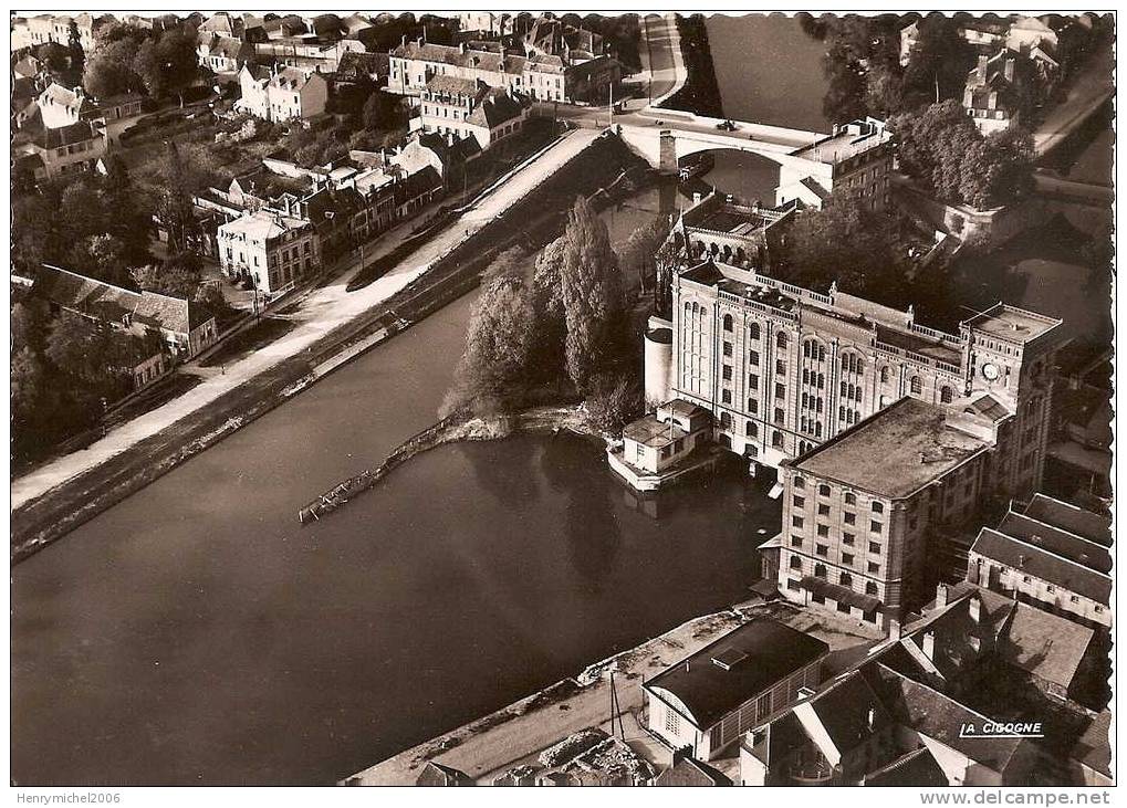 Nogent Sur Seine , Vue Aérienne , Ed La Cigogne Pilote Henrard - Nogent-sur-Seine