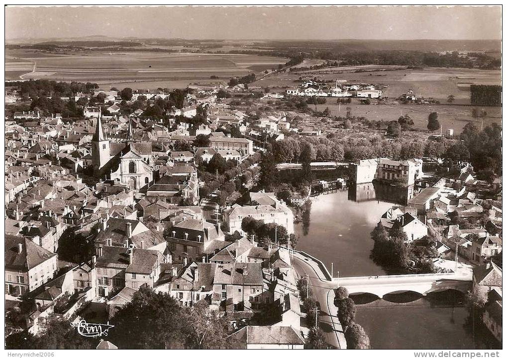 Bar Sur Aube Vue Aérienne Sur L'église St Maclou , Ed Combier - Bar-sur-Aube