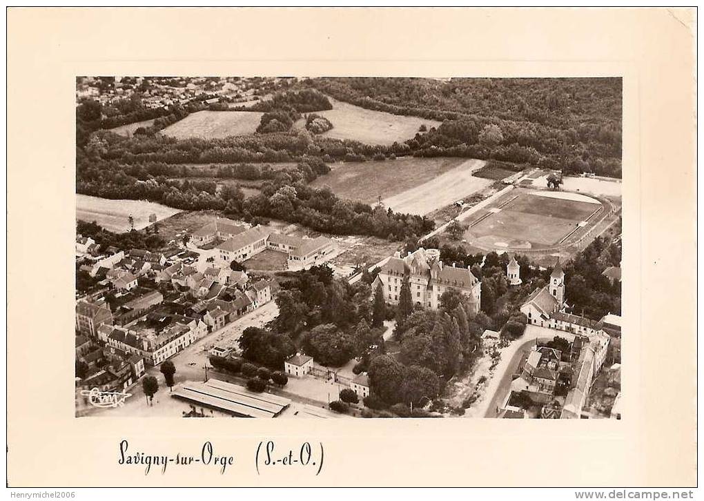 Savigny Sur Orge , Vue Aérienne Place Davout , Chateau (annexe Du Lycée Lakanal ) Et Stade, Ed Combier - Savigny Sur Orge